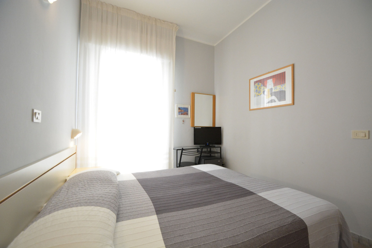Bedroom 4, Hotel Mirabella, Rimini
