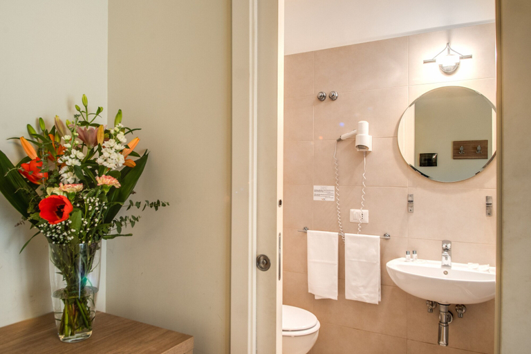Bathroom 5, Casa Per Ferie Ravasco San Pietro, Rome