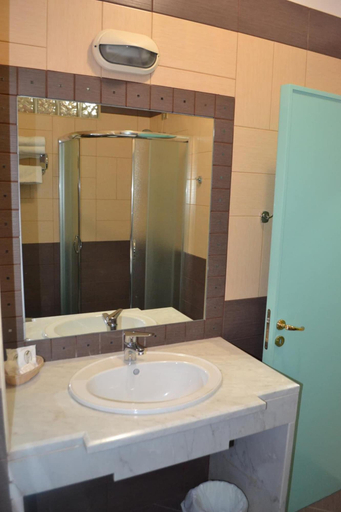 Bathroom 4, La Villa dei Gourmets, Foggia