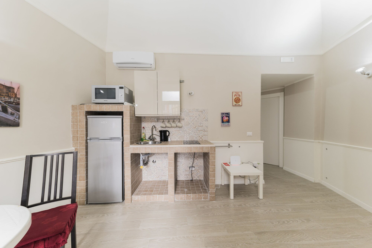 Private kitchenette, Sweet Mergellina Apartment, Napoli