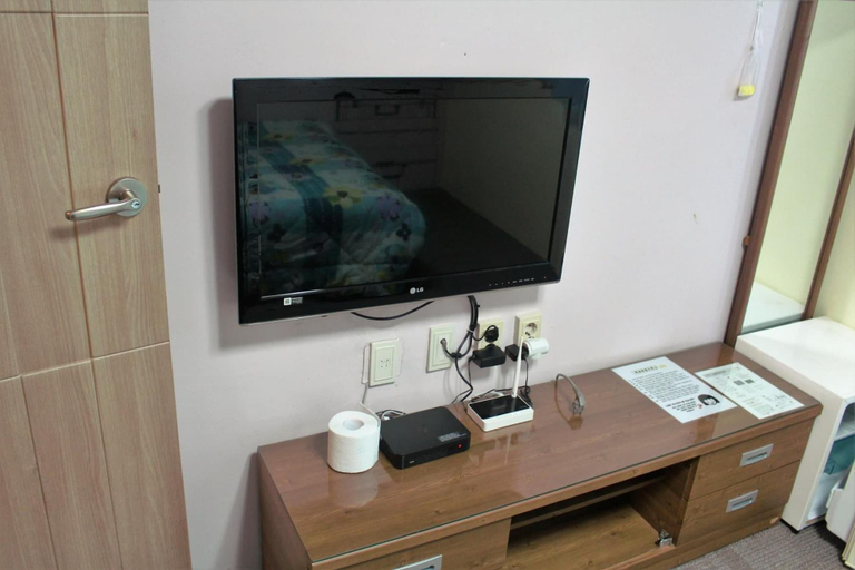 Others 5, Nabijam Motel, Yeosu