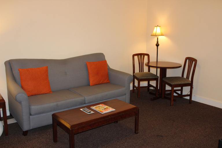 Others 5, Washington Plaza Apartments, Multnomah