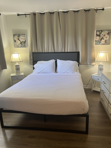 Bedroom 3, Dee Jay Beach Resort, Broward