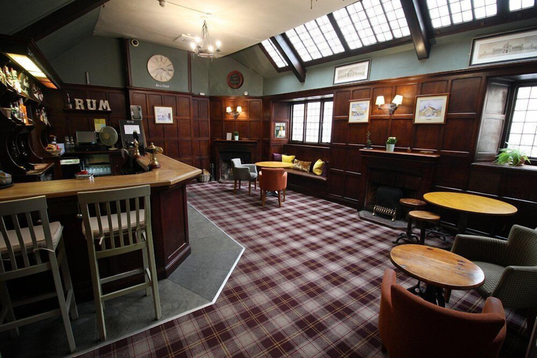 Food & Drinks 5, The Lansdowne Hotel, Wiltshire