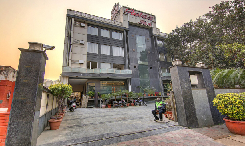 Exterior & Views 2, Treebo Premium Relax Inn Patel Nagar, Delhi