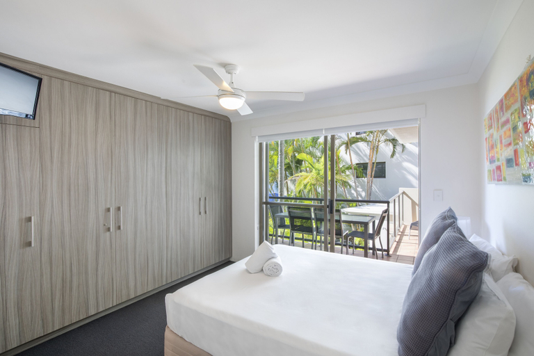 Bedroom 4, Noosa Shores Resort, Noosa - Noosa-Noosaville