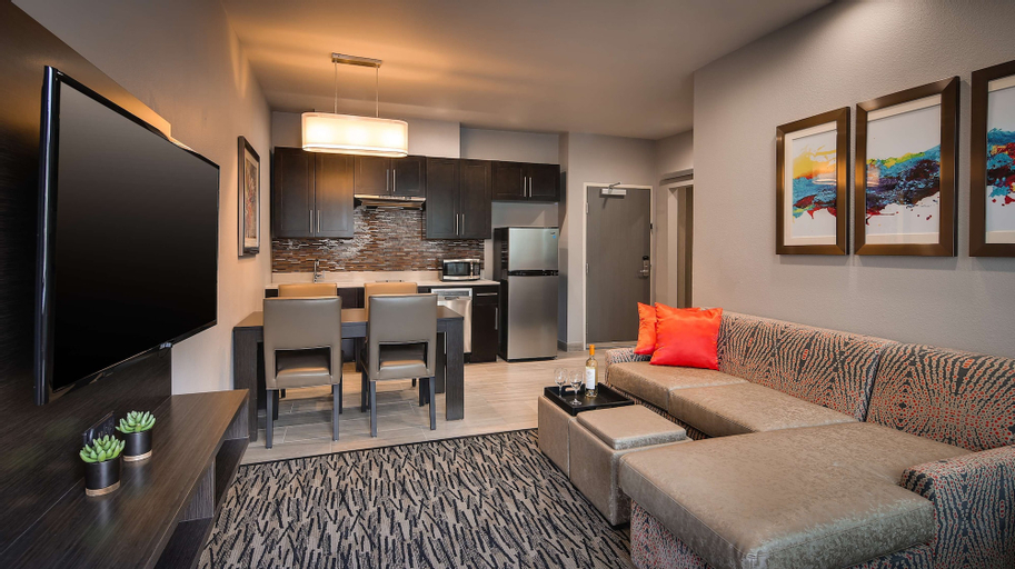 Bedroom 3, Best Western Plus Executive Residency Baytown, Harris