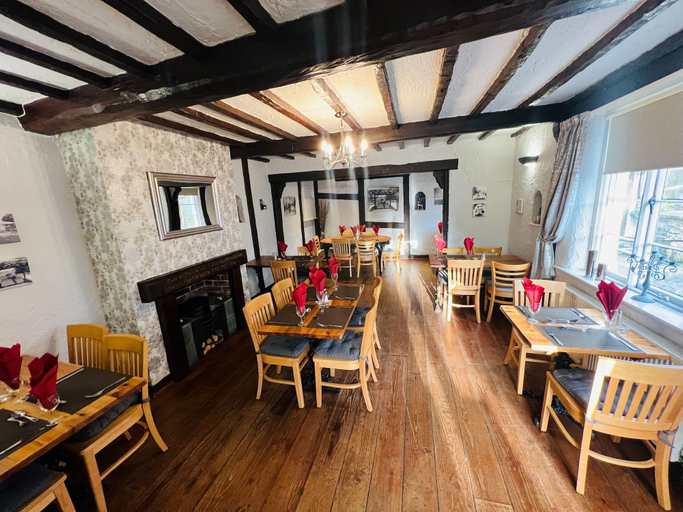 Food & Drinks 5, Bentley Brook Inn, Derbyshire