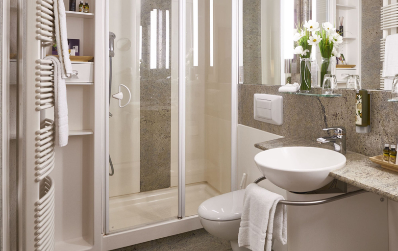 Bathroom 4, Hotel Therme Bad Teinach, Calw