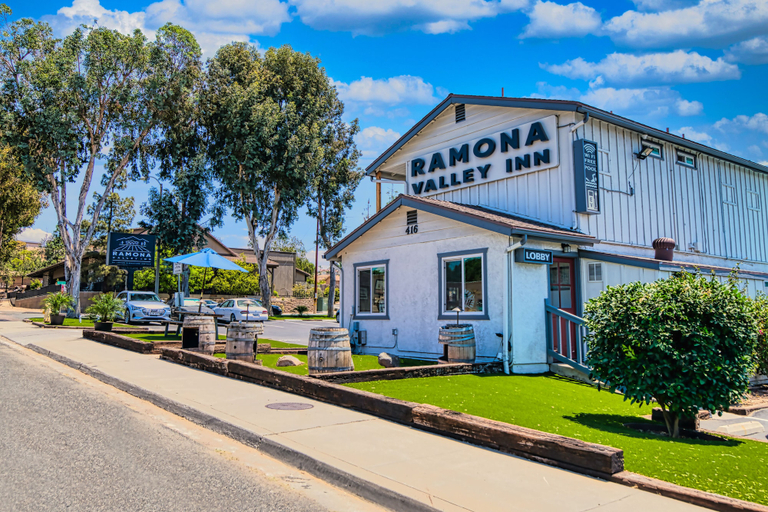 Exterior & Views 1, Ramona Valley Inn, San Diego