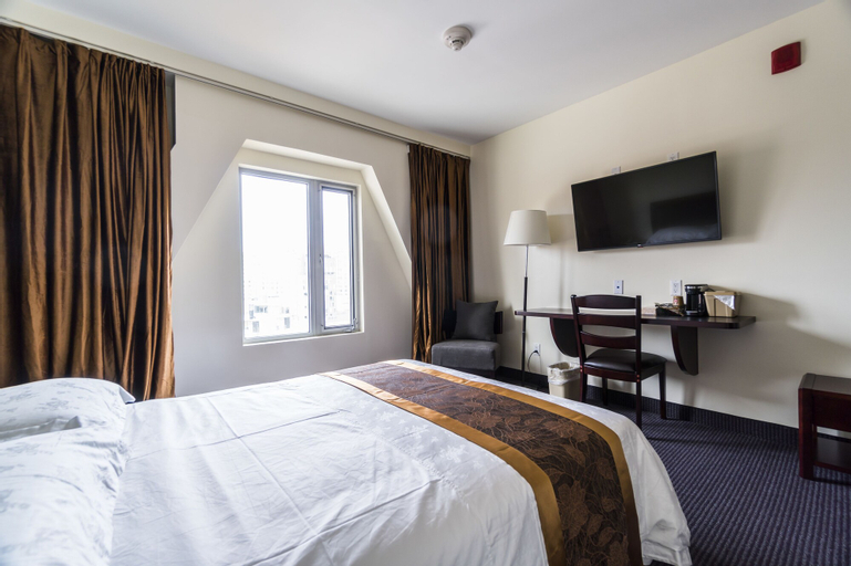 Bedroom 16