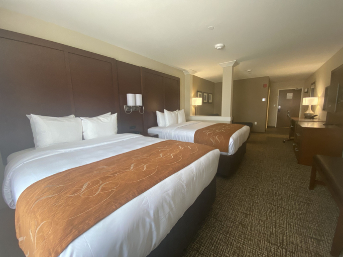 Bedroom 3, Comfort Suites Midland West, Midland