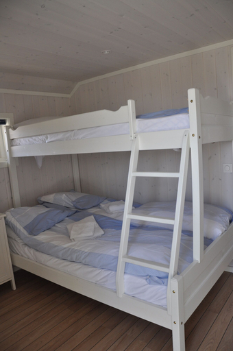Bedroom 4, Lofoten Links Lodges, Vågan