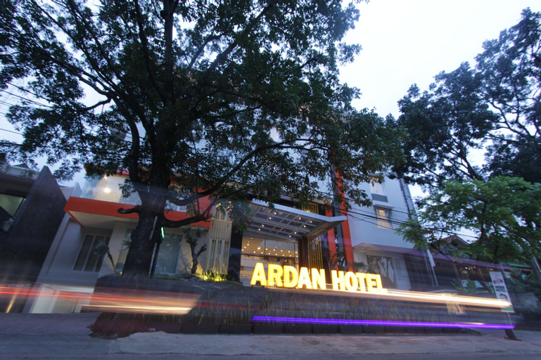 Exterior & Views 1, Ardan Hotel, Bandung