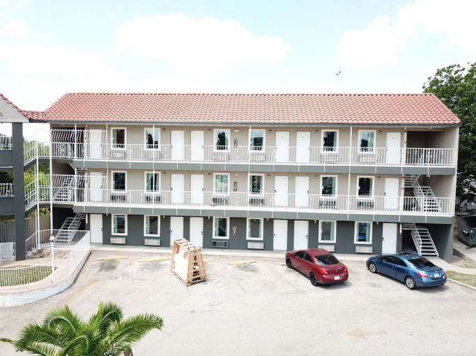 Exterior & Views 4, Village Motor Inn, Travis