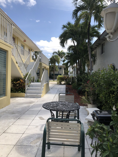 Others 1, Dee Jay Beach Resort, Broward