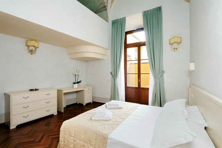 Bedroom 4, Family Apartments Signoria, Florence