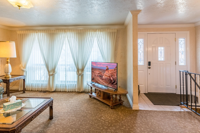 Others 4, Family Crash Pad near SLC, Davis