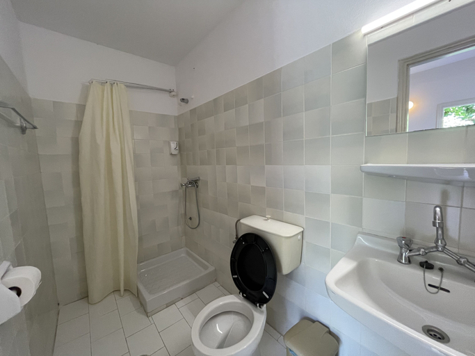Bathroom 4, Benitses Arches, Ionian Islands