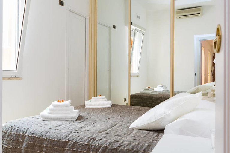 Others 4, The Colosseum Suite, Rome