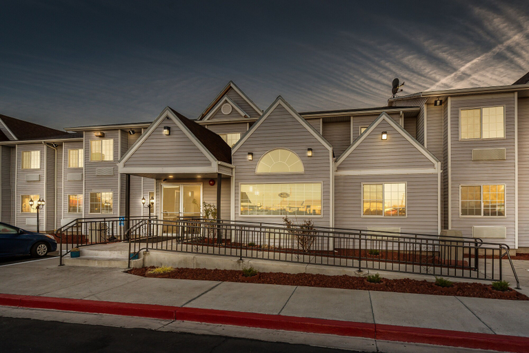 Exterior & Views 3, Quality Inn & Suites near NAS Fallon, Churchill