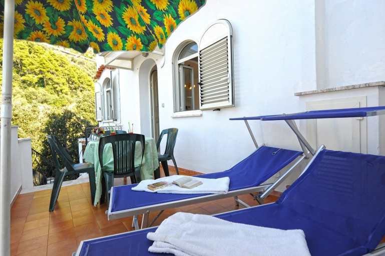 Others 5, Casa Limoncello, Salerno