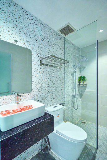 Bathroom 5, BOBO Boutique Hotel, Ho Chi Minh City