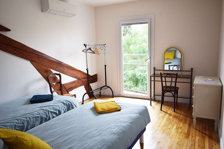Bedroom 3, Art Home B&B, Aude