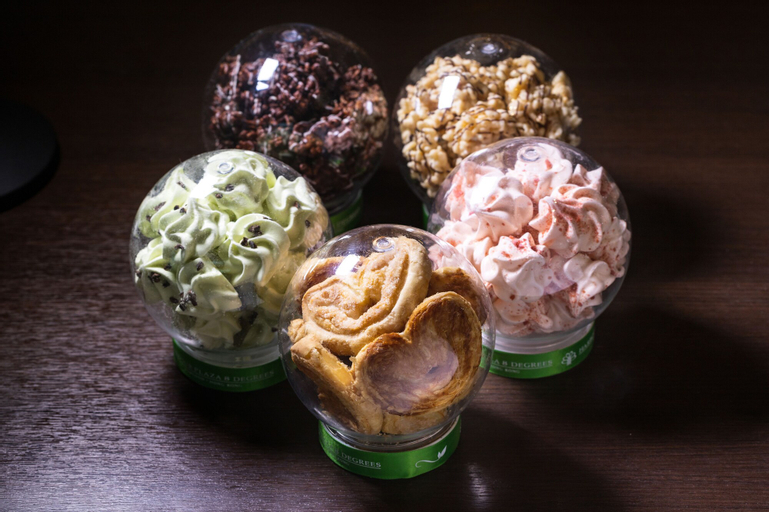 Food & Drinks 7