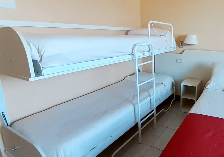 Bedroom 2, Barion Hotel And Congressi, Bari