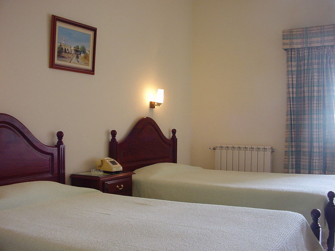 Bedroom 3, Hotel Aeromar, Faro
