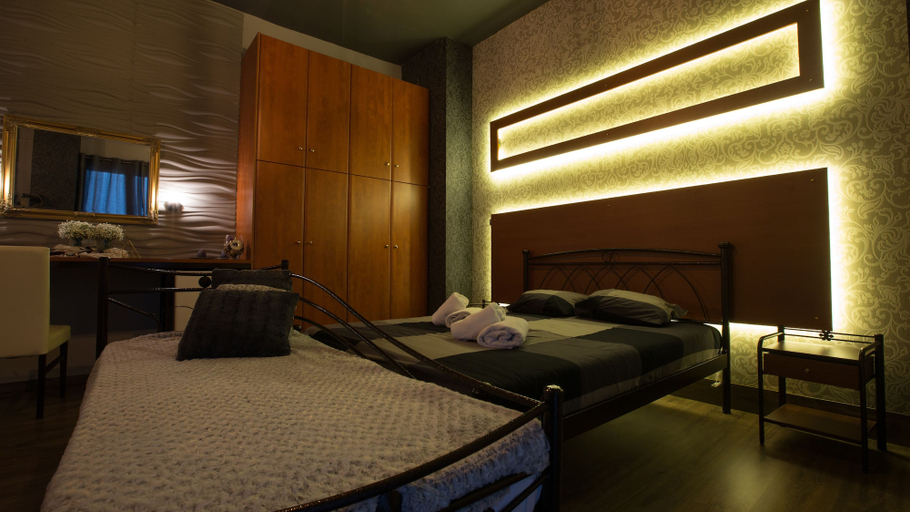 Bedroom 5, Cavallari Palace Hotel, Attica