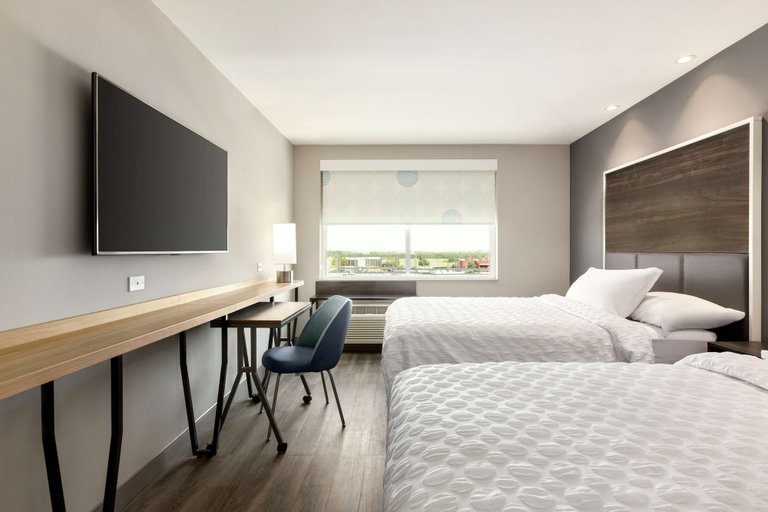 Bedroom 4, Tru by Hilton Wichita Northeast, Sedgwick