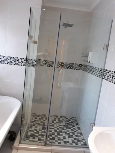 Bathroom 5, 8 Ibis Lane Guest House, City of Johannesburg