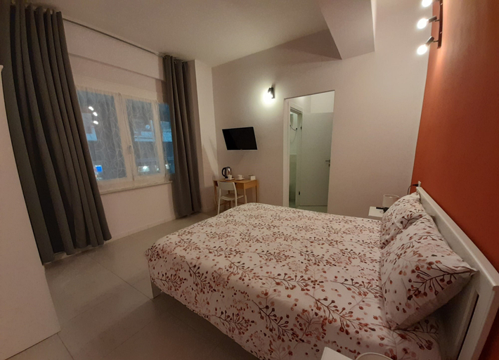 Bedroom 3, VittorioVeneto 126, La Spezia