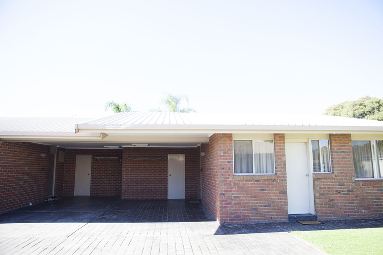 Exterior & Views 2, Echuca Moama Holiday Villas, Murray