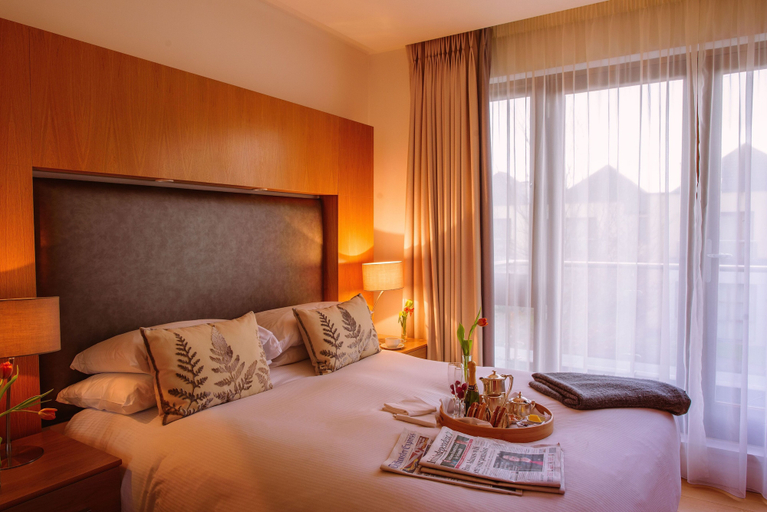 Bedroom 2, Waterford Castle Lodges