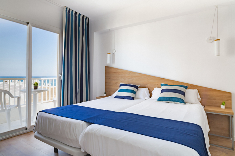 Bedroom 4, Hostal Blanca, Baleares