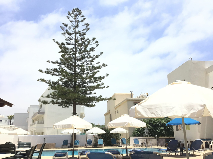 Exterior & Views 2, Florea Hotel Apartments