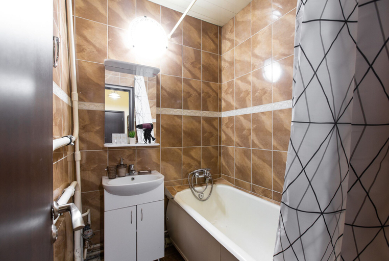 Bathroom 2, GoodAps Kutuzovsky Avenue 14, Northern