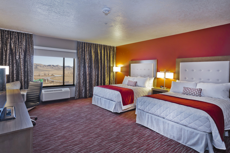 Bedroom 3, Shoshone Rose Casino & Hotel, Fremont