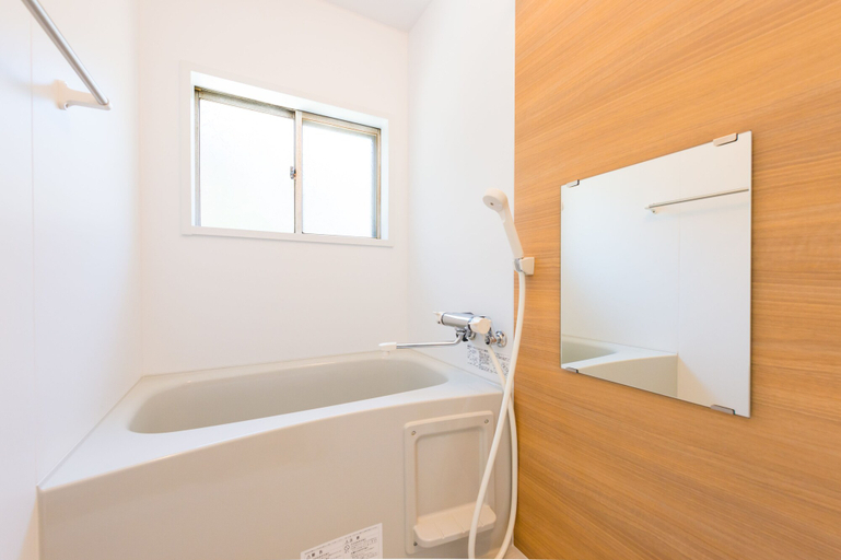 Bathroom 2, Otsu Ousaka House, Ōtsu