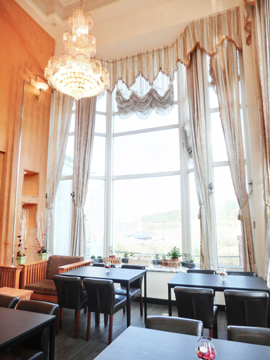 Food & Drinks 5, The Easy Space, New Taipei City
