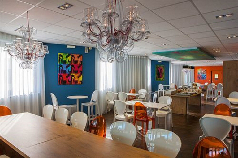 Food & Drinks 4, Hôtel Gabriel, Manche