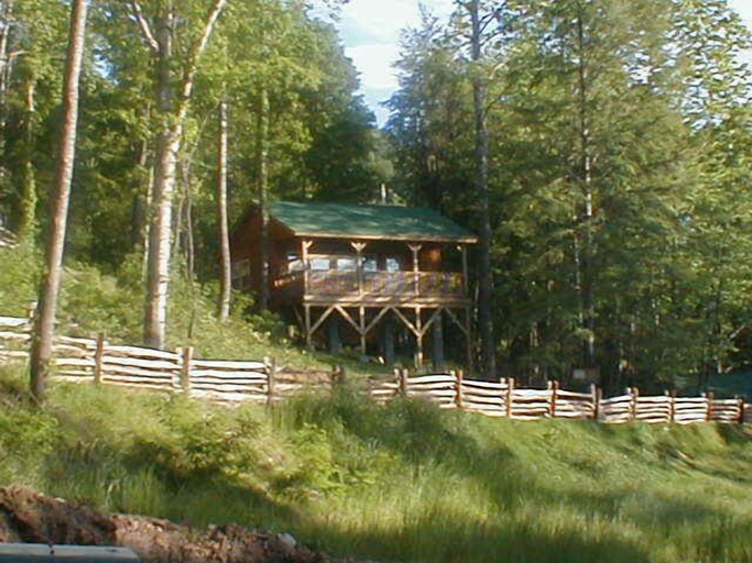 Exterior & Views 2, Nantahala Cabins, Swain