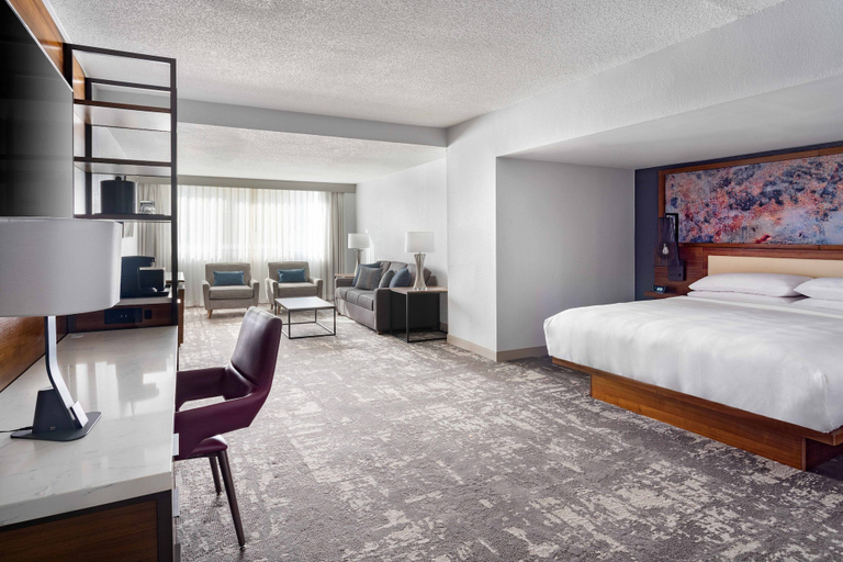 Bedroom 2, Marriott Greensboro Downtown, Guilford