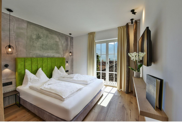 Bedroom 3, Hotel Goldene Traube, Bolzano