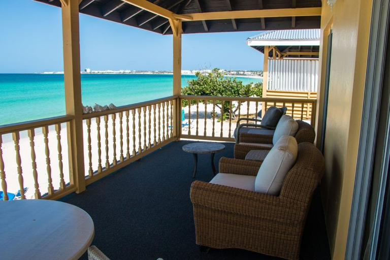 Others 5, Rendezvous Bay Hotel