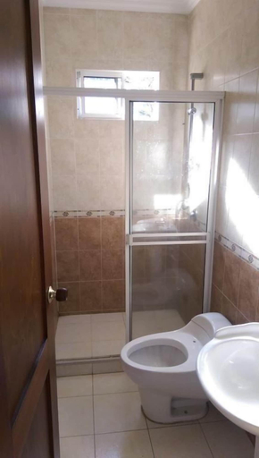 Bathroom 3, Ingenios Del Valle, Santiago de Cali