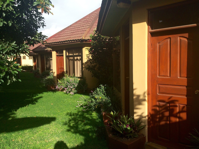 Exterior & Views, Ahadi Lodge, Arusha